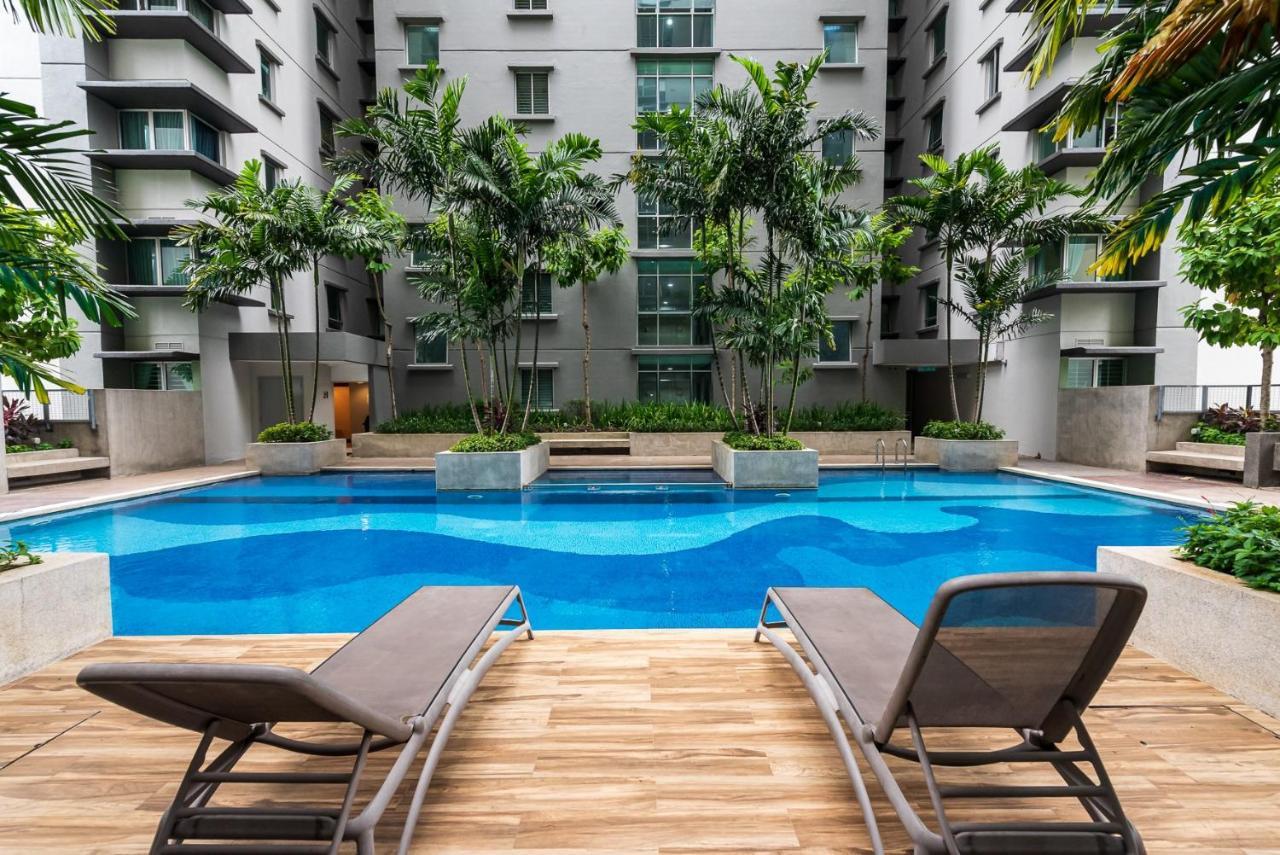 Mitec 5min Publika Sri Hartamas 1br 6pax Mont Kiara Pangsapuri