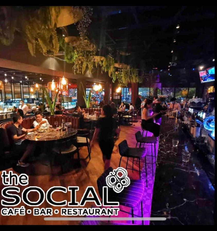Mitec 5min Publika Sri Hartamas 1br 6pax Mont Kiara Kuala Lumpur